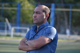 Muxtor Qurbonov: "Sergeevning o'rniga yuguradigan futbolchini o'ynatish kerak"