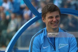 "Liverpul"ning sobiq yarim himoyachisi: "Arshavinni eng yaxshi rossiyalik futbolchi deb ayta olmayman"
