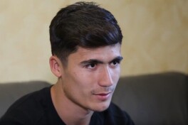 Жасурбек Яхшибоев янги жамоасида таништирилди