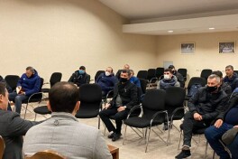Футзал ва соҳил футболи оммавийлигини янада оширишга бағишланган йиғилиш ўтказилди