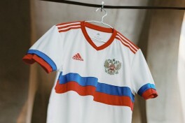 Rossiya terma jamoasi yangi liboslarni namoyish etdi