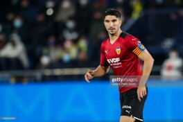 "Barselona" "Valensiya" futbolchisini sotib olishi mumkin