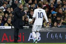 Mesut O'zil: "Mourinyu - XXI asrning eng zo'r murabbiyi"
