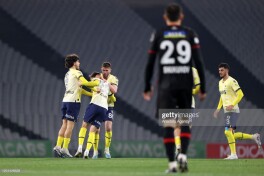 Turkiya. Otabek Shukurov jamoasi birinchi bo'limni g'alaba bilan yakunladi, ammo...