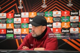 Klopp yirik g'alabadan so'ng: "4:0 hisobida g'alaba qozonish - fantastika"