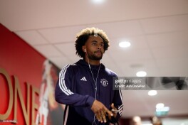 Zirkzee "Manchester Yunayted"ni tark etishi mumkin