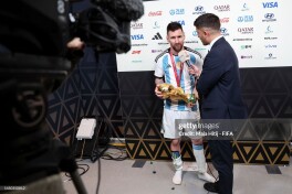 JCH tarixida ilk bor: futbolchilar tanaffus paytida jurnalistlar bilan gaplashadi