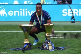 "Real" Mourinyu tayinlanganidan so'ng Dyumfrisni 25 million evroga sotib olishi mumkin