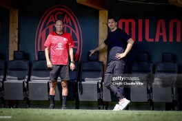 "Milan" YCHLga chiqa olmagani uchun Allegrini iste'foga chiqaradi. Buni Ibragimovich talab qildi