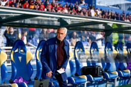 Mourinyu "Inter" himoyachisini "Real"ga o'tishga ko'ndirdi
