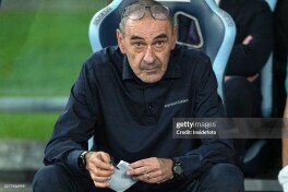 "Lacio" Sarri ketganini e'lon qildi. Klub yakunlangan mavsumda A Seriyada 9-o'rinni egalladi va Italiya Kubogi finaligacha yetib bordi