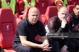 "Liverpul" Arne Slotni iste'foga chiqardi