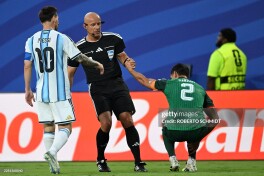 Sobiq hakam Fernandes Messining Mandi boldiriga tepgani haqida: "Argentina o'n kishi bo'lib qolishi kerak edi"
