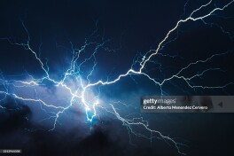 Fransiya - Iroq uchrashuvi momaqaldiroq tufayli bekor qilinishi xavfi ostida qolmoqda