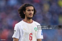 "Manchester Siti" Mourinyuning transfer maqsadi uchun kurashda favorit