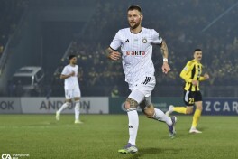 "Пахтакор" польшалик ҳужумчи билан хайрлашди