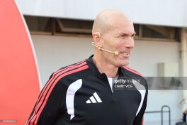 Zinedin Zidan Fransiya terma jamoasi boshqaruvini qachon o'z qo'liga oladi?