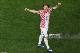 Афсона қолмоқда: “Милан” Модрич билан шартномани узайтирди