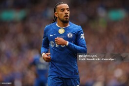 "Manchester Siti" "Chelsi" himoyachisini sotib olish niyatida