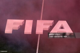 Спорт масалалари бўйича еврокомиссар: "Бу бейсбол эмас, ўйинимиздан қўлингизни тортинг"