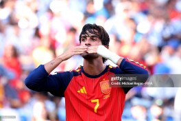 PSJ Ferran Torres transferidan so'ng"Barselona"dan yana bir futbolchini sotib olmoqchi