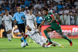 Neymar jiddiy jarohat oldi va uzoq muddatga safdan chiqdi