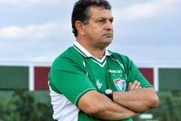 "O'shanda Mo'g'uliston juda va juda ojiz raqib edi, lekin mening qo'l ostimda ham ajoyib tarkib yig'ilgandi." - Veyga da Silva (2020 yilgi intervyudan)