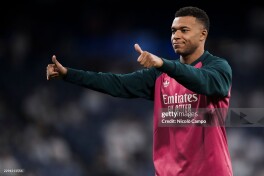 Мбаппе: "Месси каби 39 ёшимда ўйнашимни кўра оламанми? 100 ёшгача ўйнашга тайёрман!"