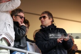 Oasis етакчиси "Манчестер Сити"га қандай жазо берилишини ошкор қилди