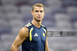 "Al Nassr" terma jamoadan qaytgan Ronalduning suratini e'lon qildi: "Eng buyuk sportchi"