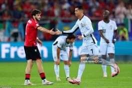 Ronaldu og'ir jarohat olgan Kvaratsxeliyaga ta’sirli maktub yo'lladi