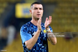 Манише: "Роналду 1000 та гол урганидан сўнг фаолиятини якунлайди. Агар у ўғли билан ҳам бирга ўйнаса, бу ҳикоянинг идеал якуни бўлади"